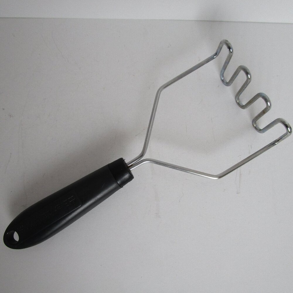 Everyday Living potato masher
